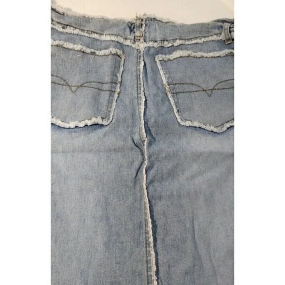 No Boundaries Denim Skirt Frayed Hem Light Wash Mini Skirt‎ Juniors Size15
